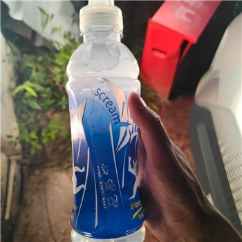 农夫山泉尖叫西柚味550ml